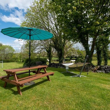Luxury Apartment, Bed And Breakfast Galway Buitenkant foto