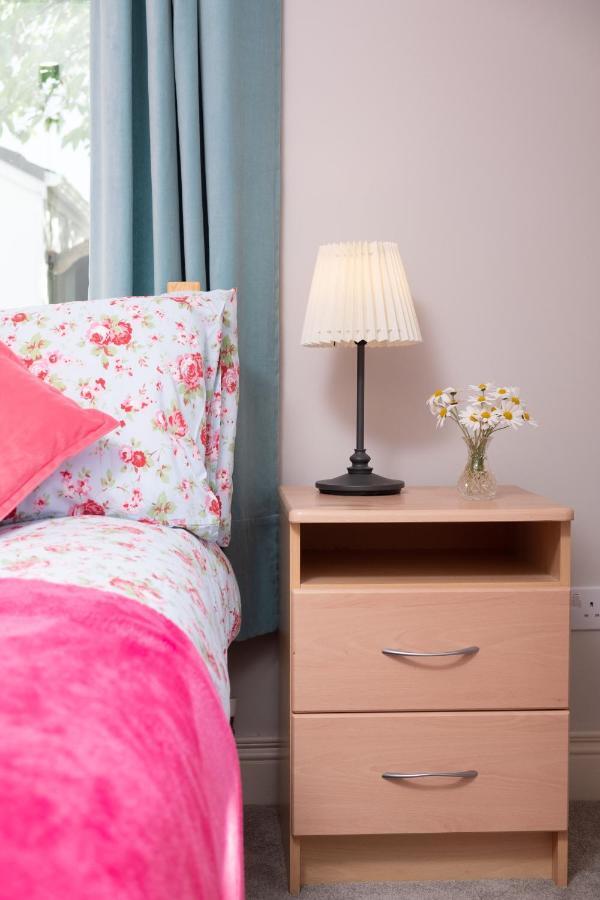 Luxury Apartment, Bed And Breakfast Galway Buitenkant foto